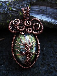 Copper wire woven tree of life stone pendant