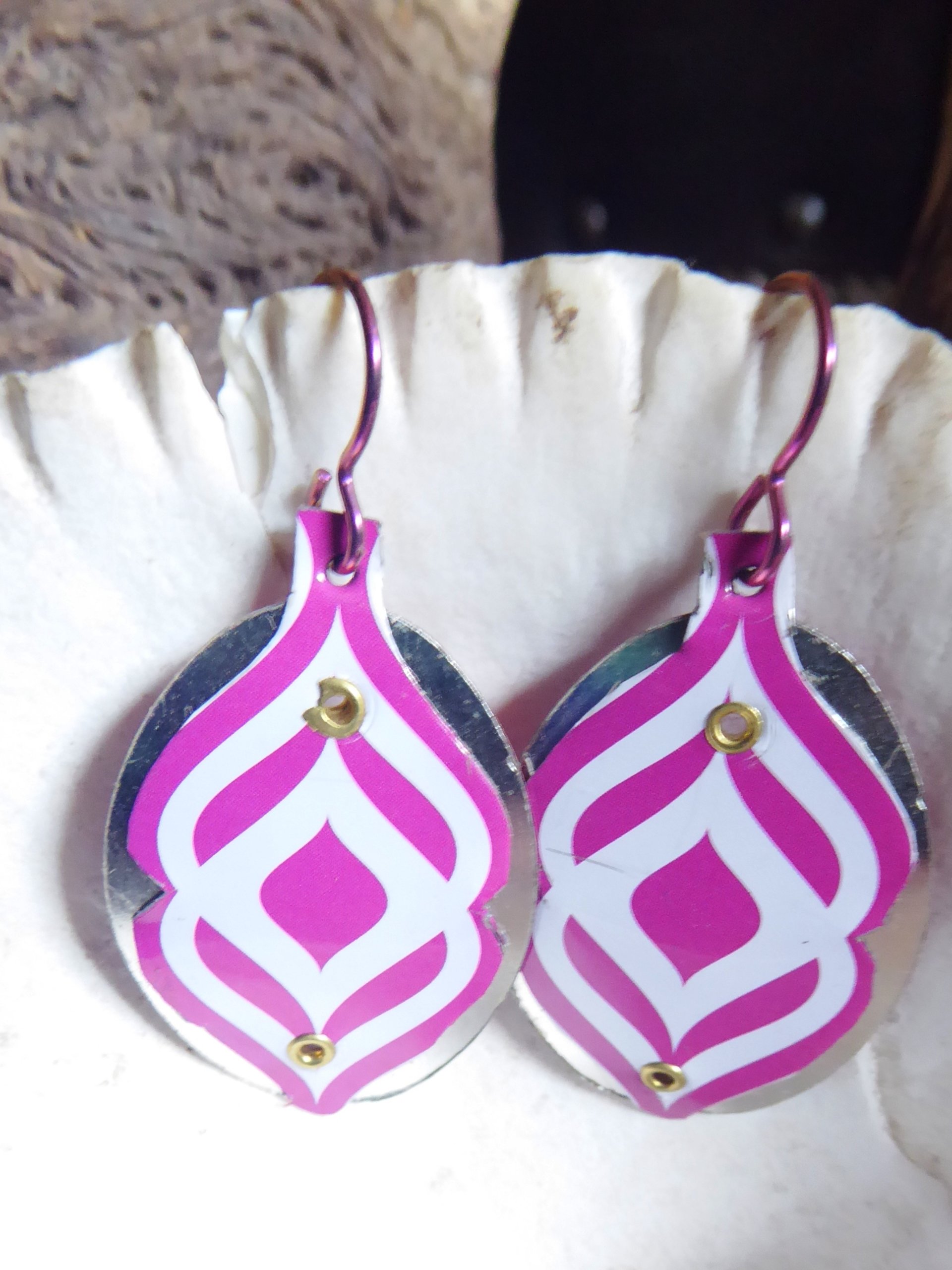 Recycled Tin Retro 60's look Dangle Earrings