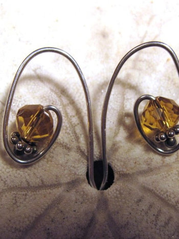 sterling silver hoop style earring