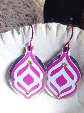 Recycled Tin Retro 60's look Dangle Earrings